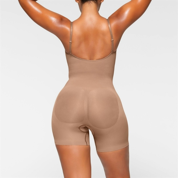 NEW SKIMS Sculpting Bodysuit - Sienna. SZ 2X/3X Chart In Photo - Picture 7 of 7